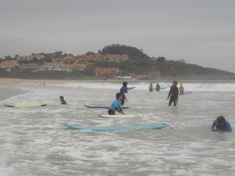 Surf campamento multiaventura Asturias julio