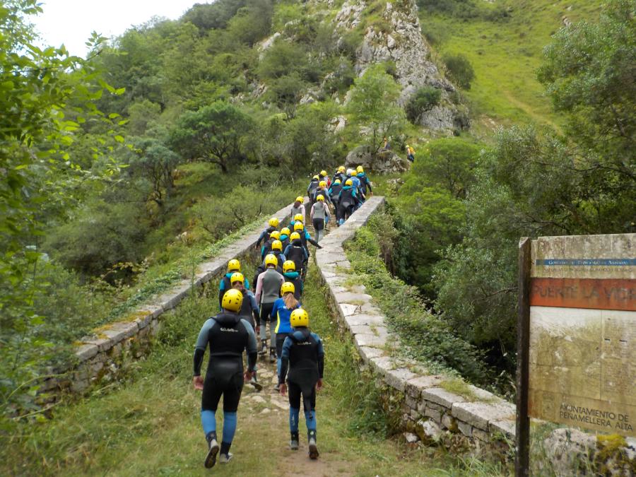 Descenso de cañones aventura Asturias