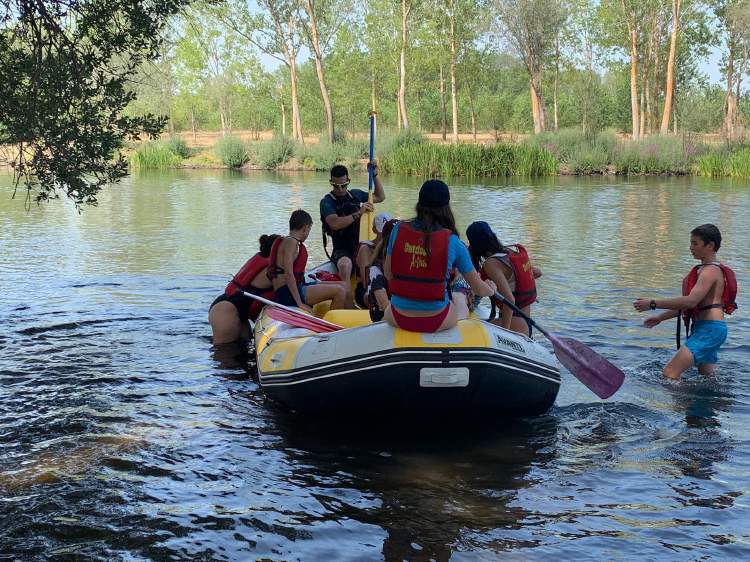 Rafting y piragua. Colonia de verano en Salamanca. Inglés o francés julio 2019