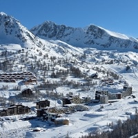 Viaje a esquiar con transporte a Alpes franceses Reyes